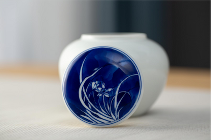 Underglaze Blue Plum Blossom Storage Jar